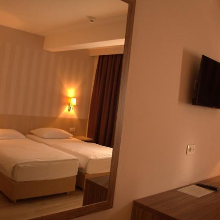 Wine Hotel Cesarica Međugorje Dış mekan fotoğraf