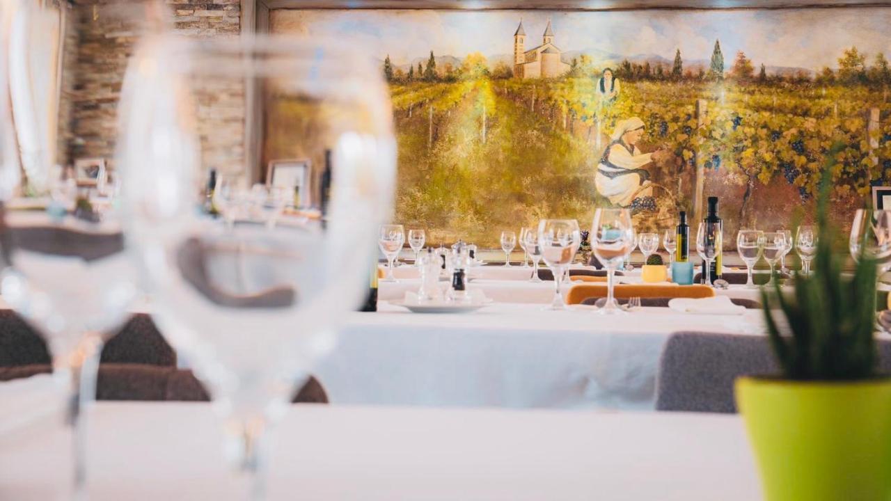 Wine Hotel Cesarica Međugorje Dış mekan fotoğraf