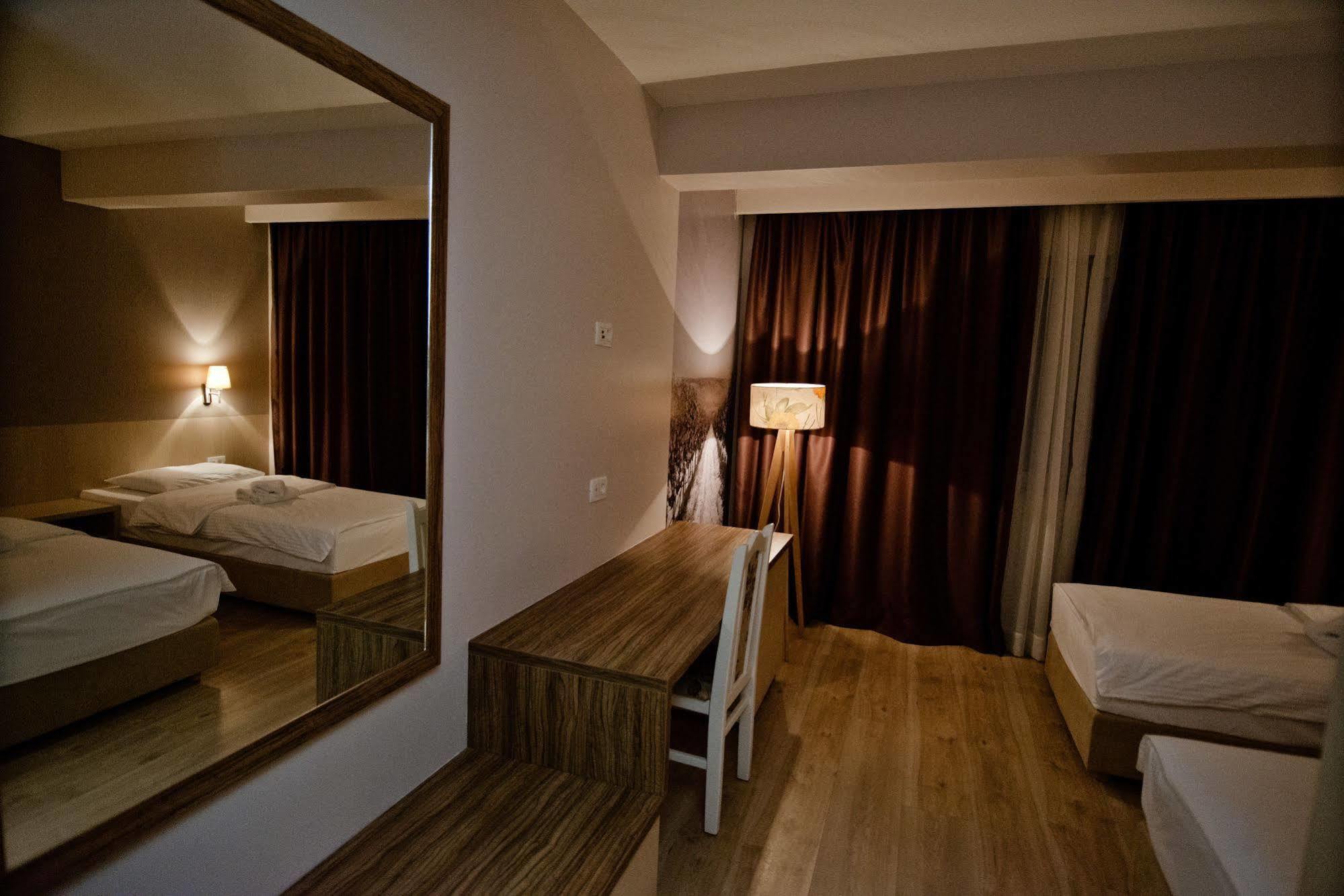 Wine Hotel Cesarica Međugorje Dış mekan fotoğraf